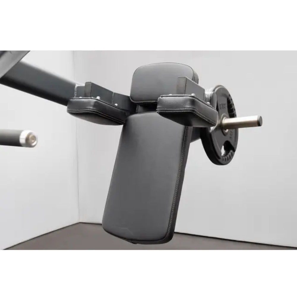 BodyKore Pendulum Squat CF8137 Thick Shoulder Pads 
