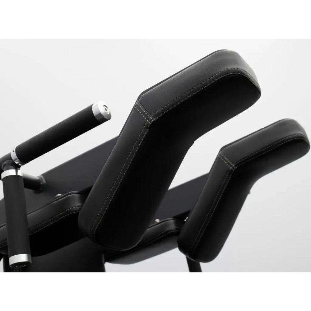 BodyKore Super Squat Machine FL1806 Angled Pads