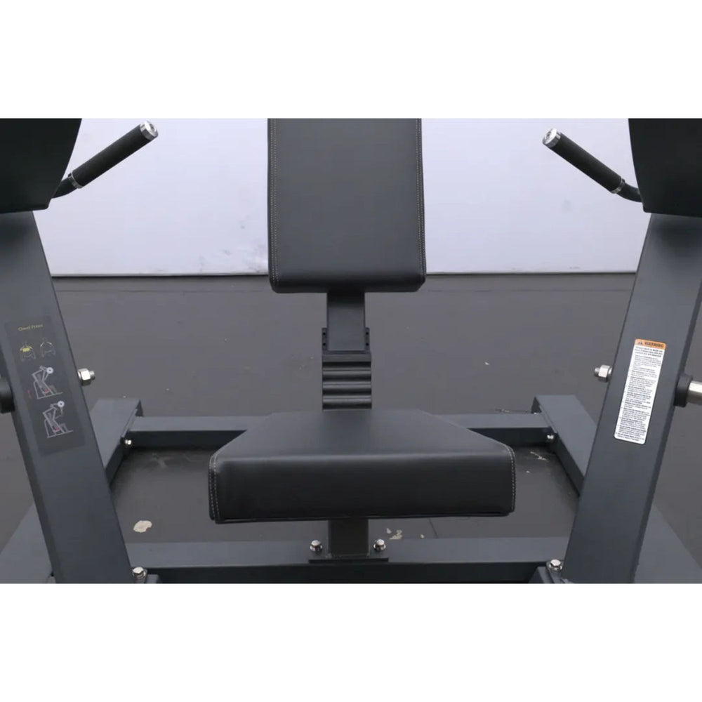 BodyKore Wide Chest Press GR805 The wear-resistant seats