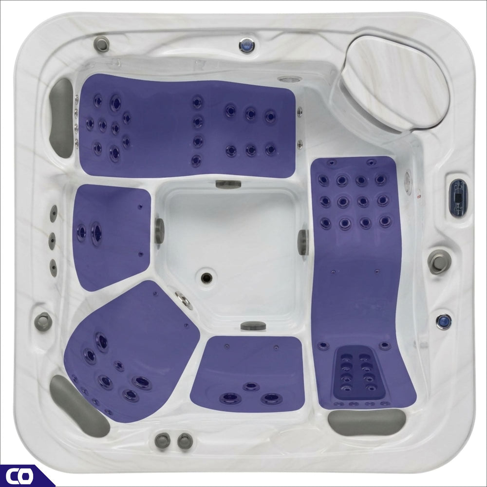 Luxury-Spas-Infinity-5-Person-Hot-Tub-seating