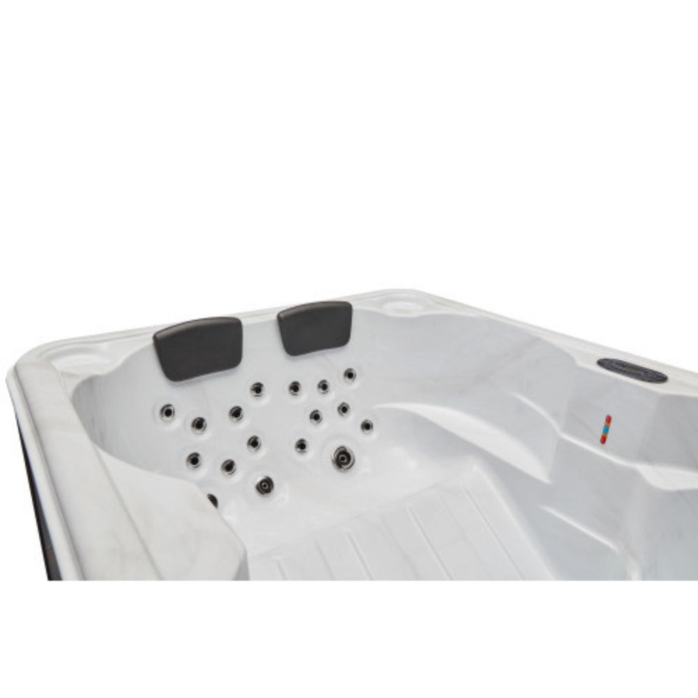 Luxury Spas Regal 4-Person Hot Tub 2 Cushioned Neck Pillows