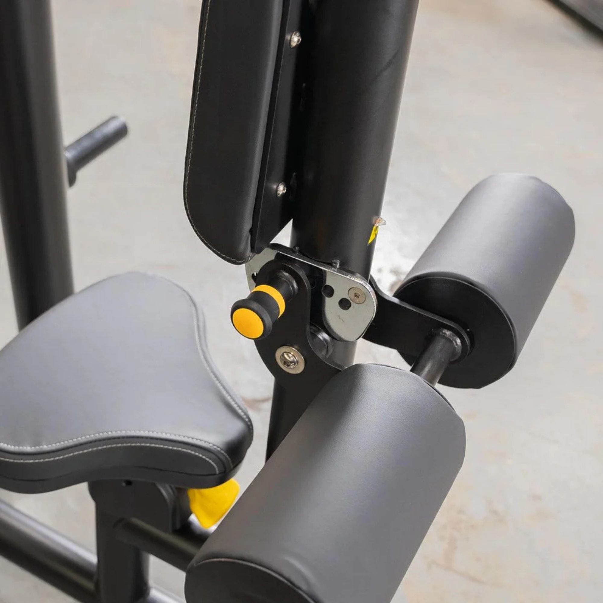 Close-up of the adjustable seat and backrest on the Muscle D Power Leverage V2 Reverse Grip Lat Pulldown