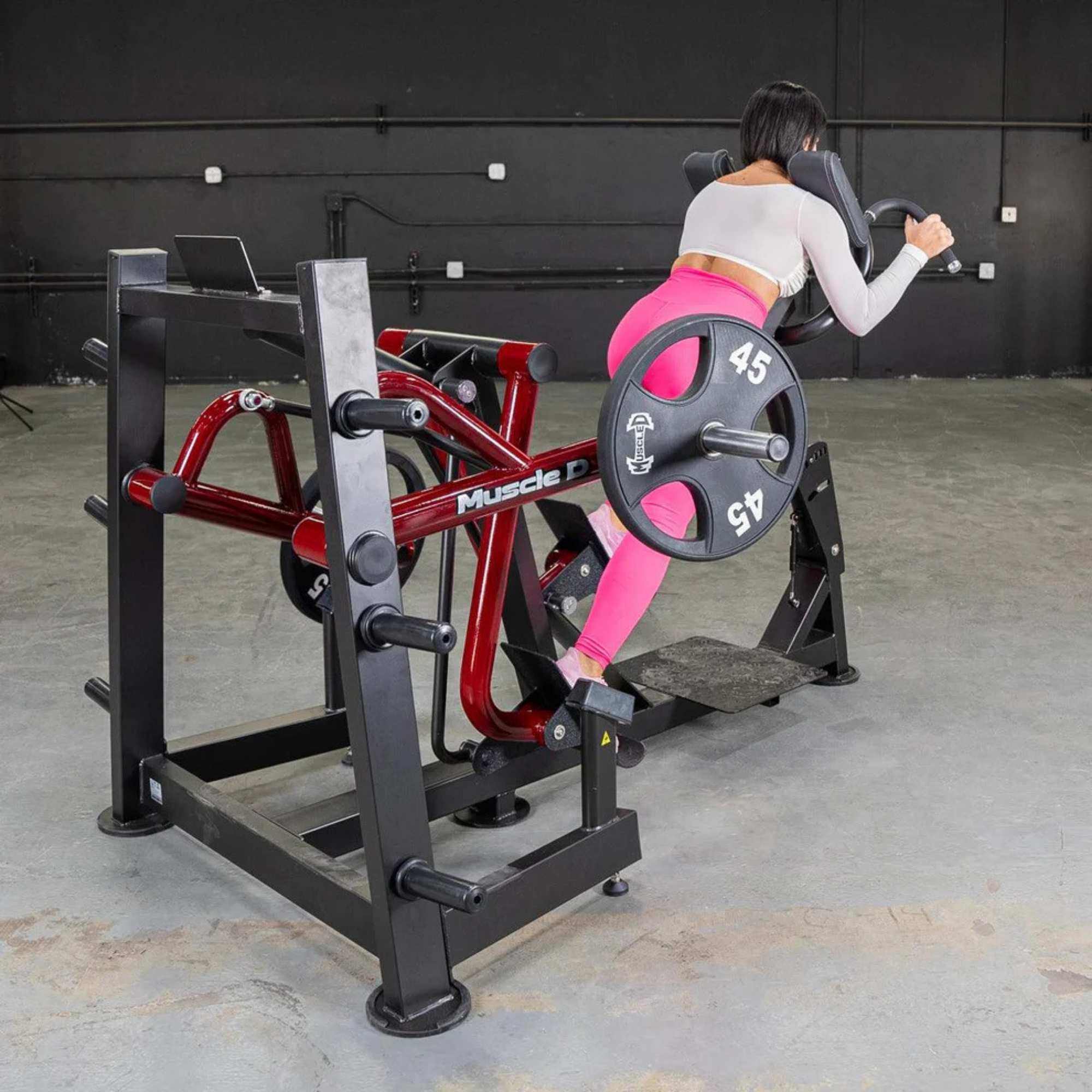 Muscle D Iso-Lateral Sprint Trainer PL-PV2-ST in use by a female athlete.