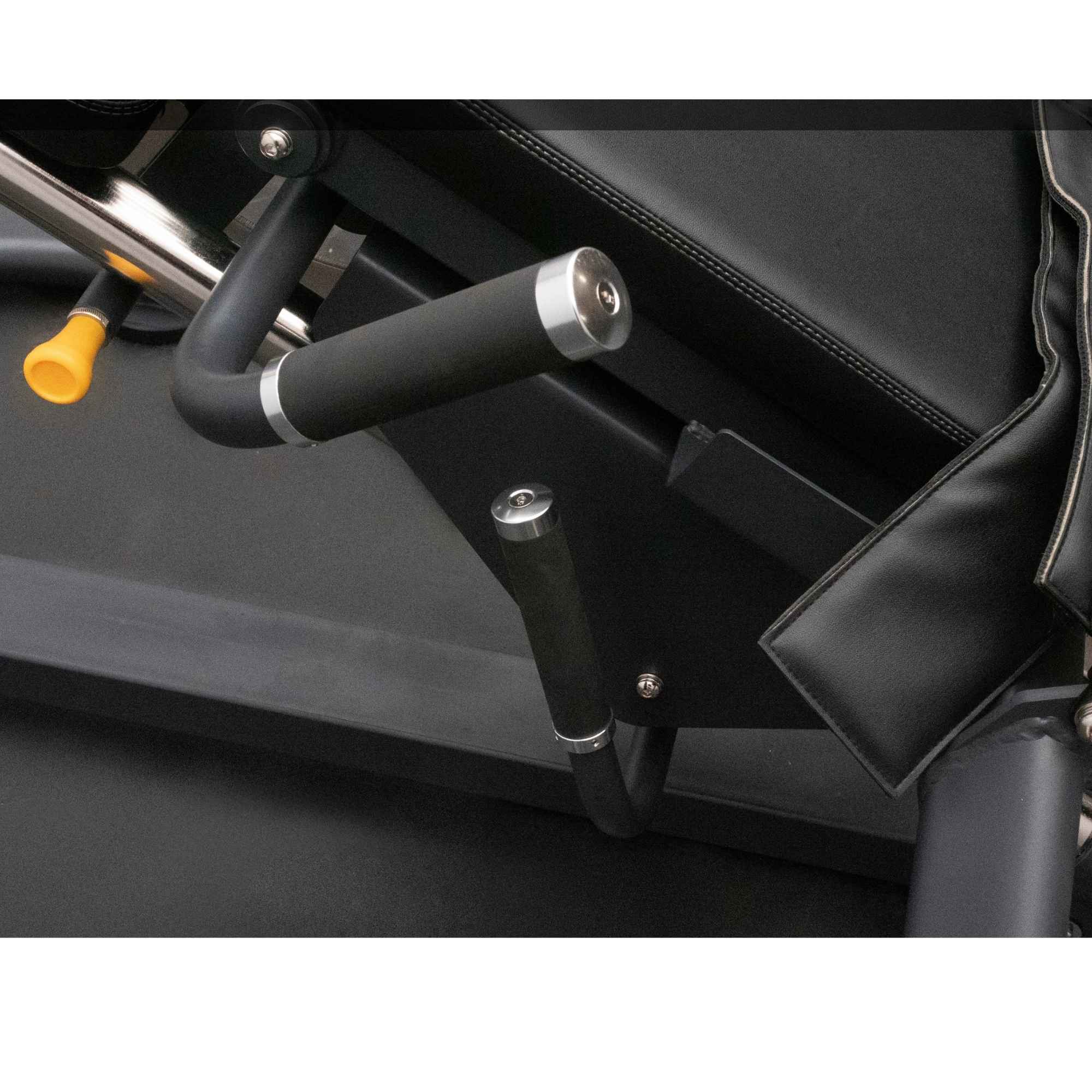 bodykore-glute-press-cf8131-handlebars