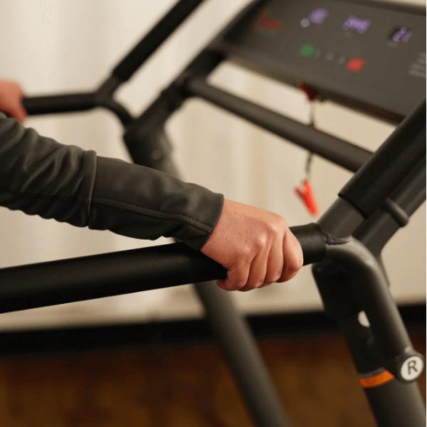 Fitness-Motorized-Treadmill-Handles_2