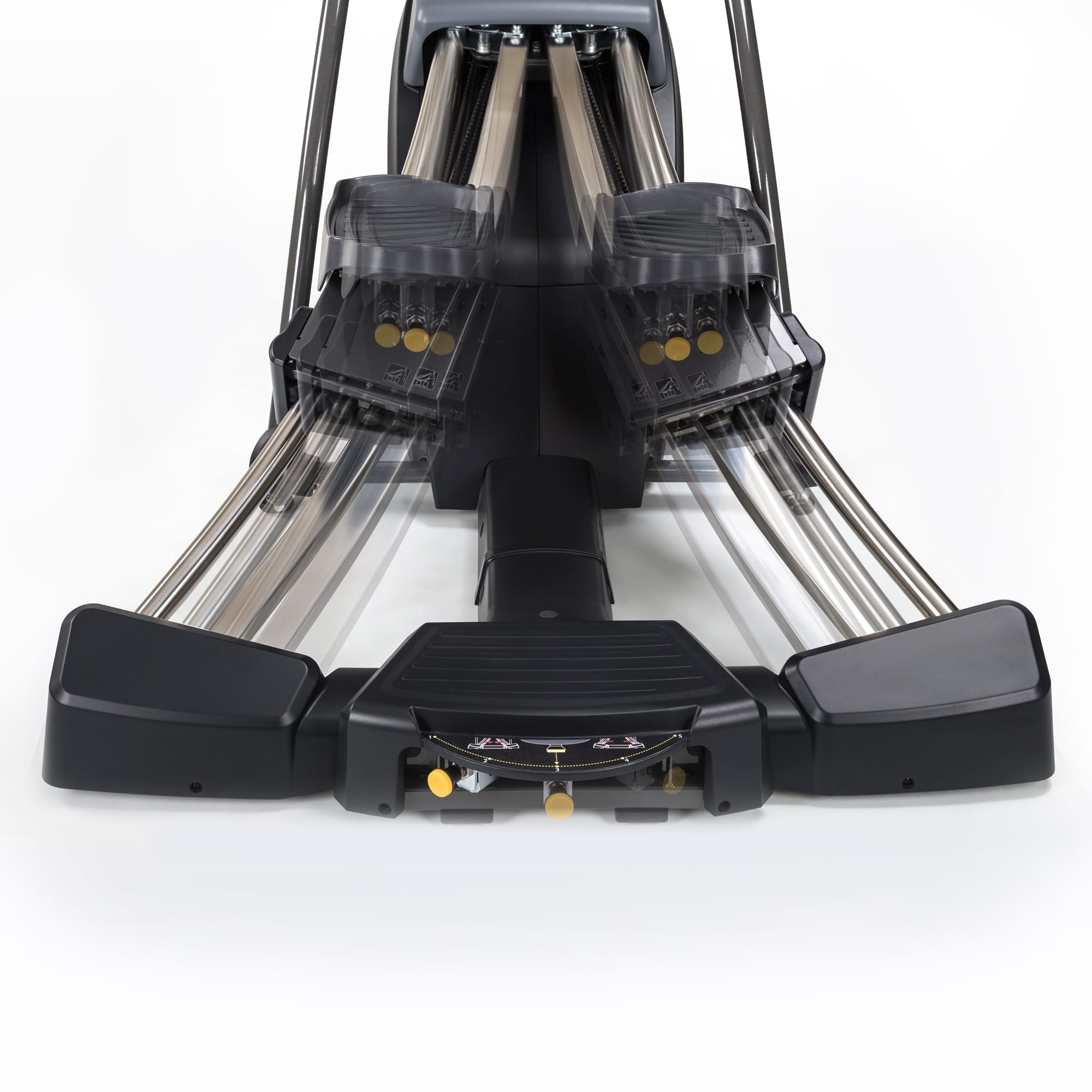 SportsArt Status Pinnacle Trainer S775 pedals in motion 